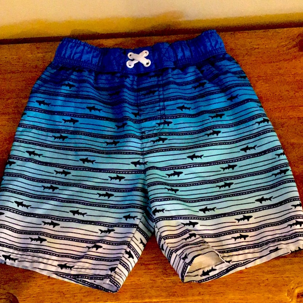 336 🦈GUC Cat & Jack Toddler Boys Shark Swim Trunks🦈